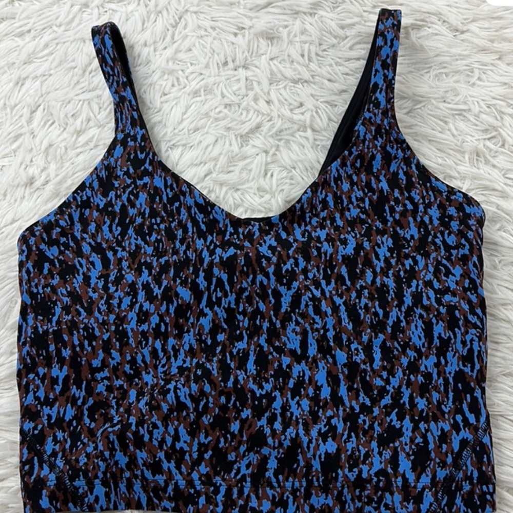Lululemon Align Tank Top Leopard Camo Blue Nile Multi
No bra inserts
